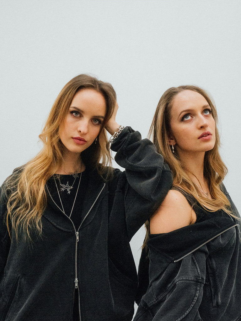 Ella & Zoe
