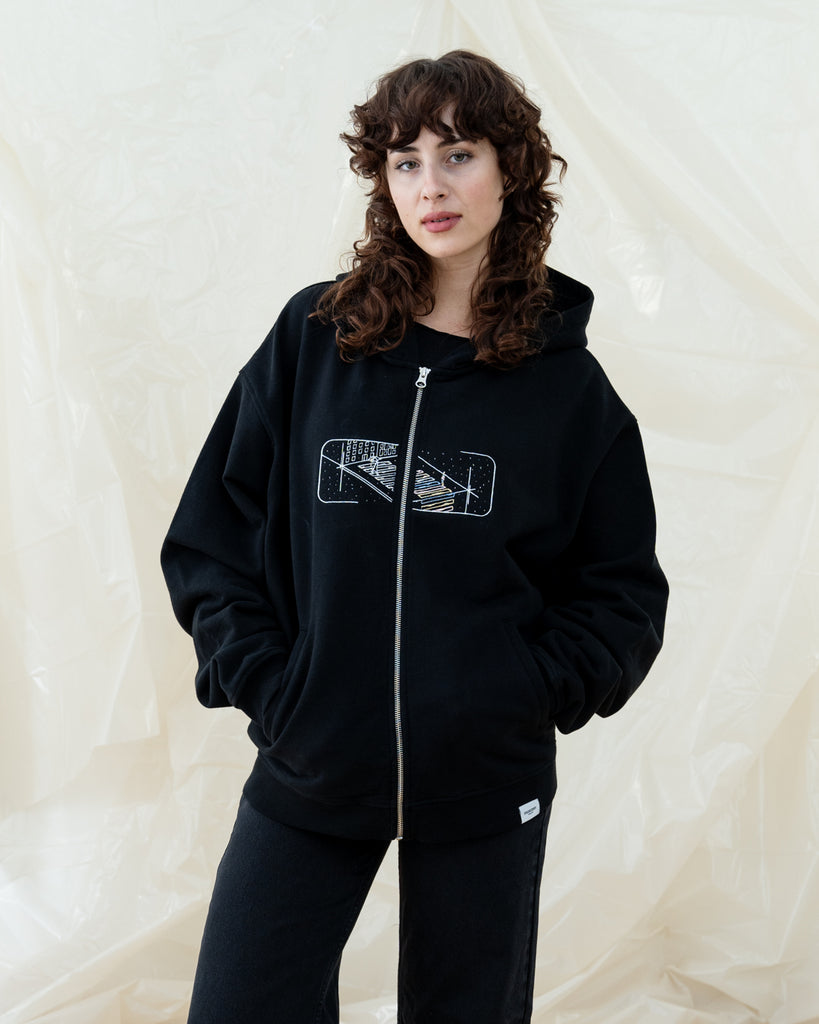 maezen - Wear Embroidered Art from Talented Artists