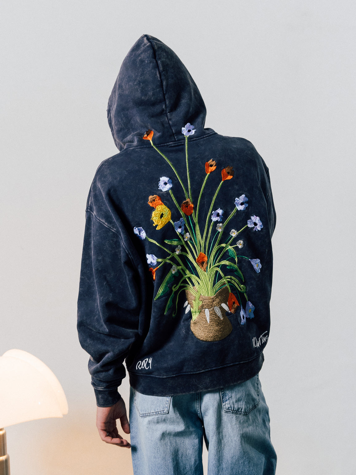 【Paragraph】23FW★ no.70 FLOWER CROSS STITCH HOODIE Christianartworkshop Modern Style Floral Cross Virgin Mary