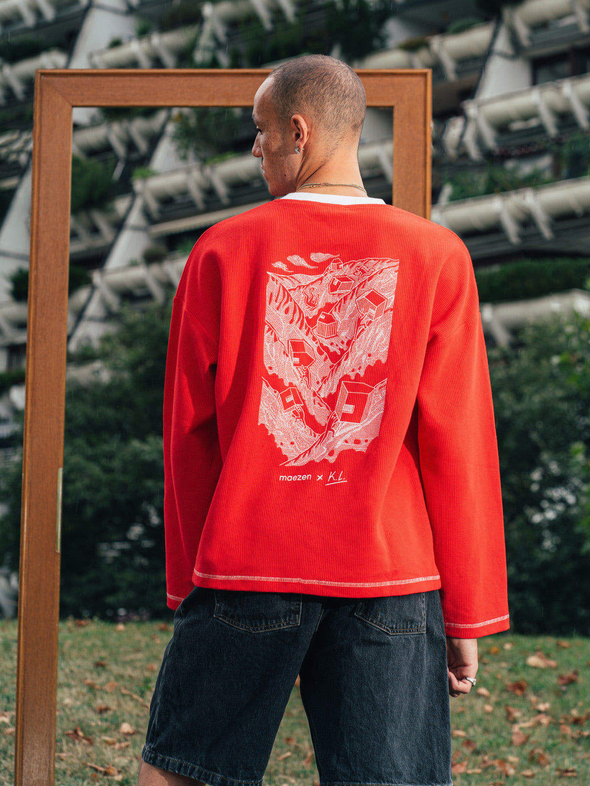 Sphery Rendezvous Game Long Sleeve TEE
